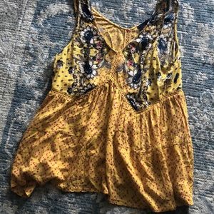 2 for 15🌼 Vibrant & Unique Tank Top 💛